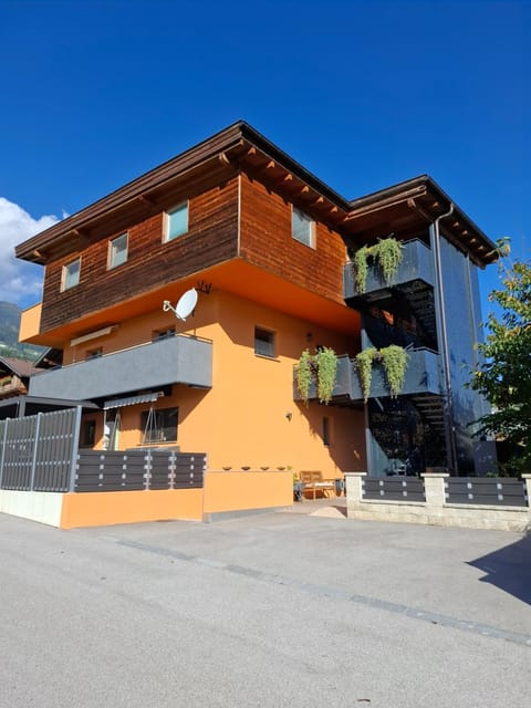 Property building, Day