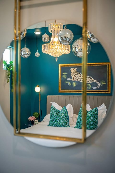 Bed, Decorative detail, Bedroom