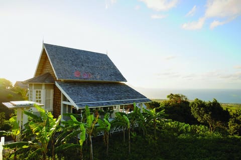 Property building, Natural landscape, Sea view
