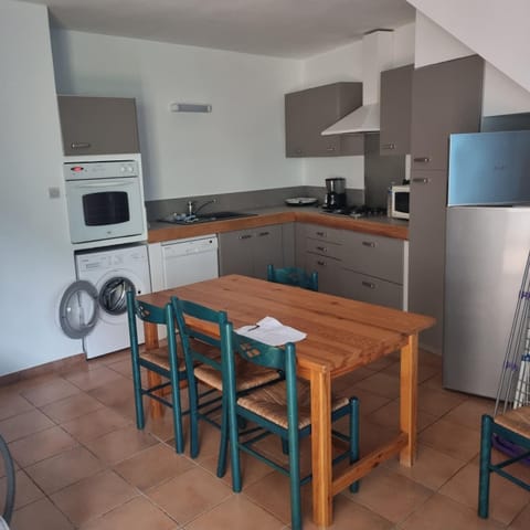 Les Voutes House in Propriano