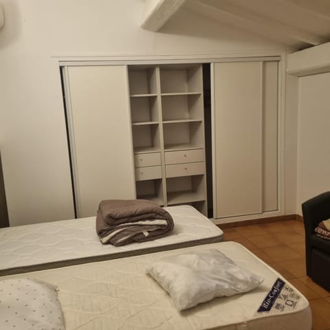 Les Voutes House in Propriano