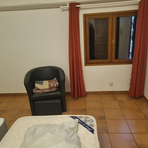 Les Voutes House in Propriano