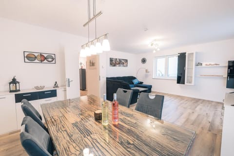 Living room, Seating area, Dining area
