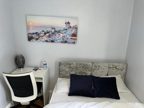 En-suite Room Near City Center 4 Vacation rental in Doncaster