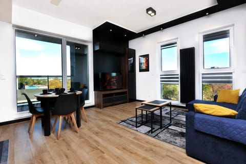 View (from property/room), Living room, Dining area