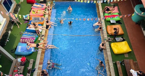 Swimming pool