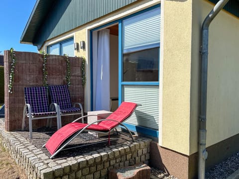 Property building, sunbed