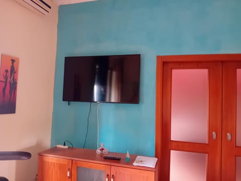 TV and multimedia, Evening entertainment