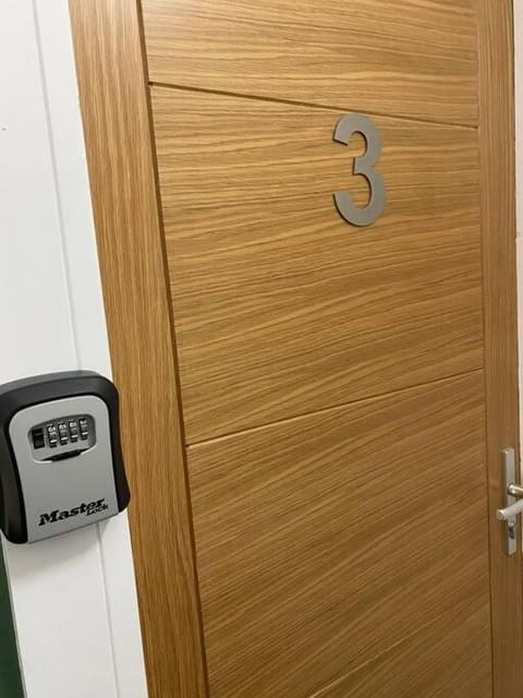 3 Smithhills Paisley central spacious sleeps 4 Apartment in Paisley