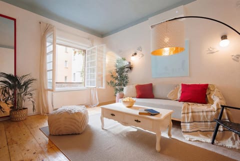 TV and multimedia, Living room, air conditioner