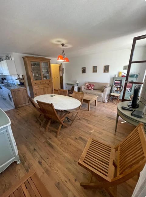 Appartement 70 m2 au coeur du village d'Allos 2 chambres 5 couchages Apartment in Allos