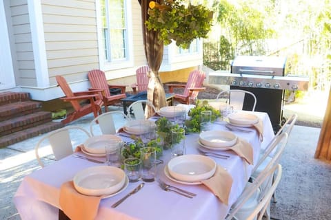 Classic City Retreat Five Points Golf Athens Walk House in Athens