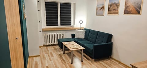 Living room, Seating area, internet
