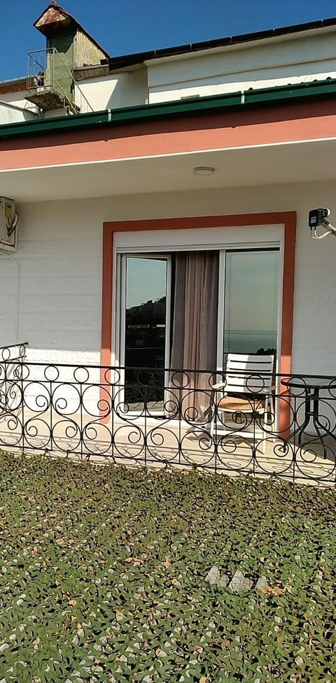Guest House Djakonovic Apartment in Ulcinj