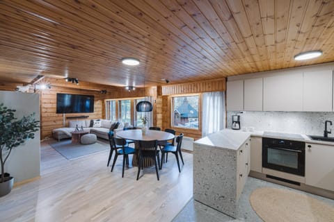Kitchen or kitchenette, Living room, Dining area