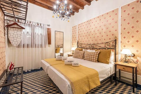 Bed, Bedroom