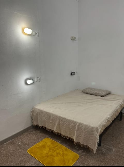 Doctor Buades Hostel in Alicante