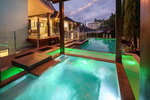 Hot Tub, Pool view, Swimming pool