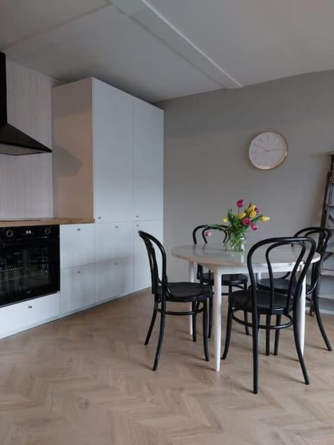 Viihtyisä kaksio keskuskentän vieressä Apartment in Finland