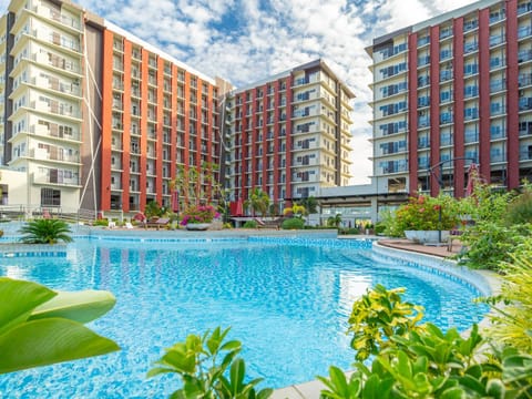 Property building, Swimming pool, Location