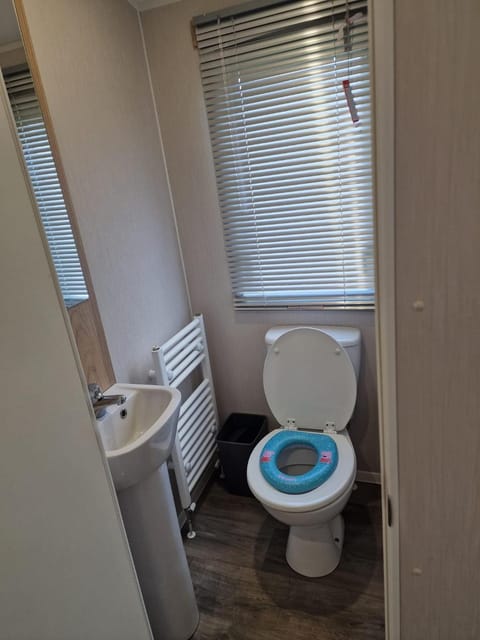 Cresswell Towers Campground/ 
RV Resort in England