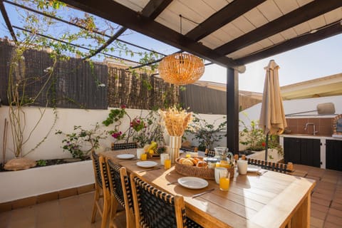 Balcony/Terrace, Dining area