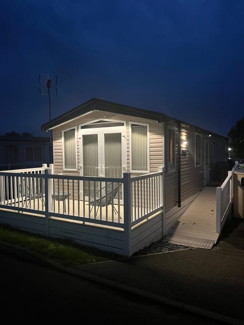 Mimosa lodge Campground/ 
RV Resort in Clacton-on-Sea