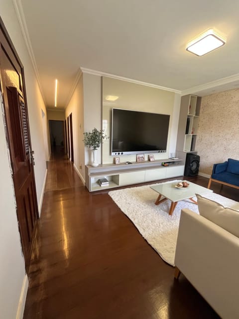 Communal lounge/ TV room, TV and multimedia, Seating area, Evening entertainment