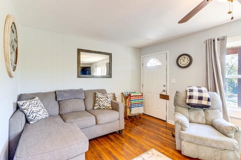 Less Than 1 Mi to Dtwn Pet-Friendly Cabin in Murphy! Cabin in Murphy