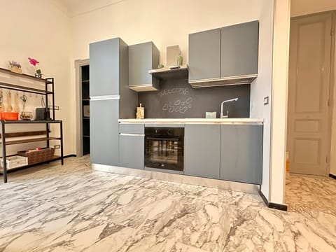 Kitchen or kitchenette, Dining area, microwave, oven, stove, stove