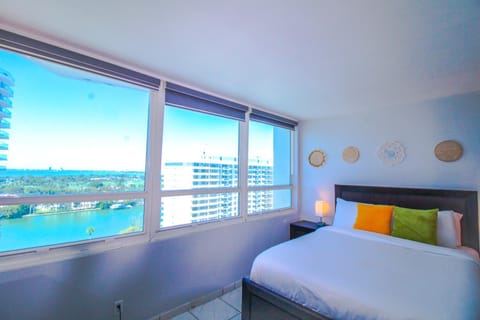 Bed, View (from property/room)