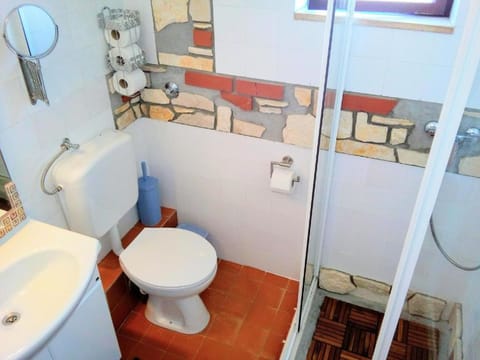 My Summer Home Apartment in Šibenik-Knin County, Croatia