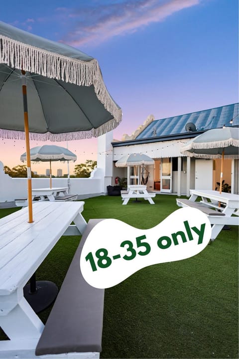 Property building, Patio, Day, sunbed