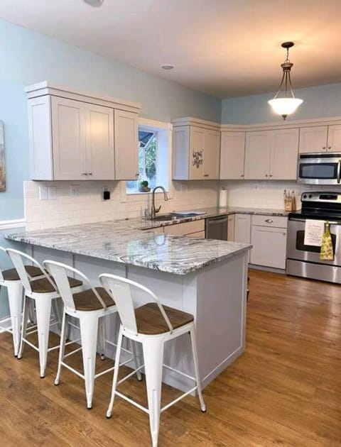 Homerun Hideaway! Beach,OWA,Sports,Shopping House in Foley