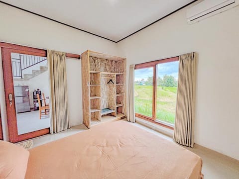 Bed, Photo of the whole room, Bedroom, wardrobe