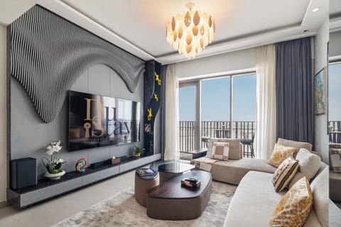 Communal lounge/ TV room, TV and multimedia, Living room, Seating area, Evening entertainment
