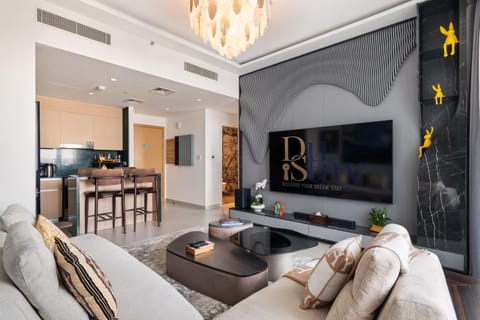 Communal lounge/ TV room, TV and multimedia, Kitchen or kitchenette, Living room, Seating area, Evening entertainment