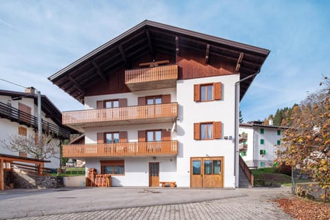 Appartamenti Adriano Minotto Apartment in Pie' Falcade