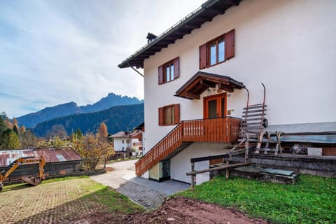 Appartamenti Adriano Minotto Apartment in Pie' Falcade