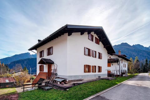 Appartamenti Adriano Minotto Apartment in Pie' Falcade