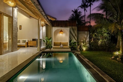 Night, Garden view, Pool view, Swimming pool, sunbed
