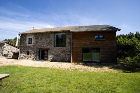 Gîte la Pervenchère House in Auvergne-Rhône-Alpes