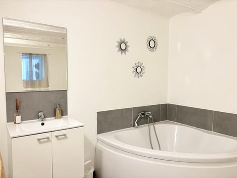 Appartement confortable pour 4 voyageurs Apartment in Flanders