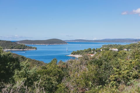 Nearby landmark, Day, Natural landscape, Mountain view, Sea view
