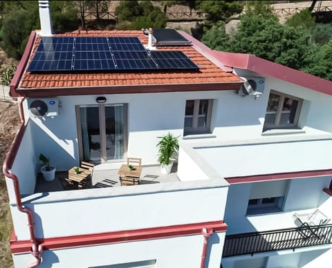 Property building, Balcony/Terrace