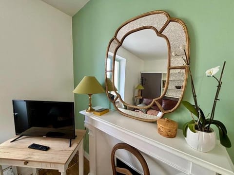 Communal lounge/ TV room, TV and multimedia