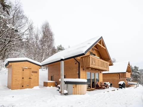 Property building, Natural landscape, Winter