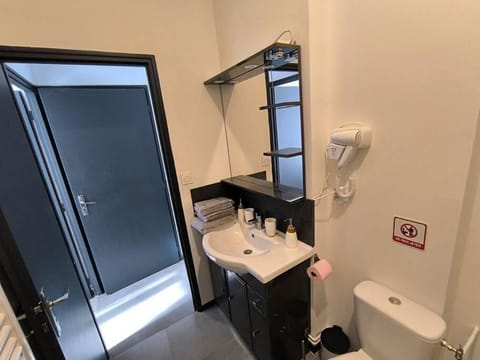 Rivage Ardennais - chateau - CHU -T2-queen size Apartment in Wallonia, Belgium