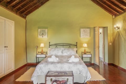 Property building, Living room, Bedroom