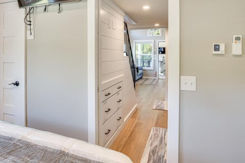 Deck, Grill and Fishing Pond Modern Cookeville Gem House in Tennessee